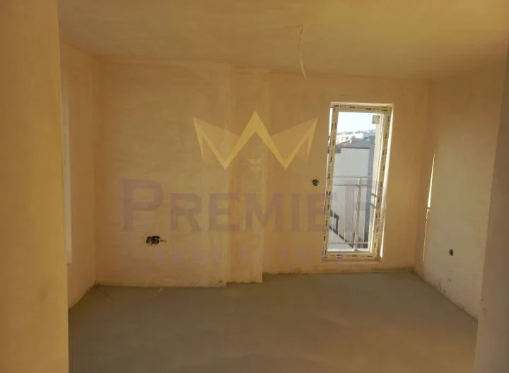 Тристаен апартамент – Колхозен пазар - - снимка 9 - Имоти Премиер