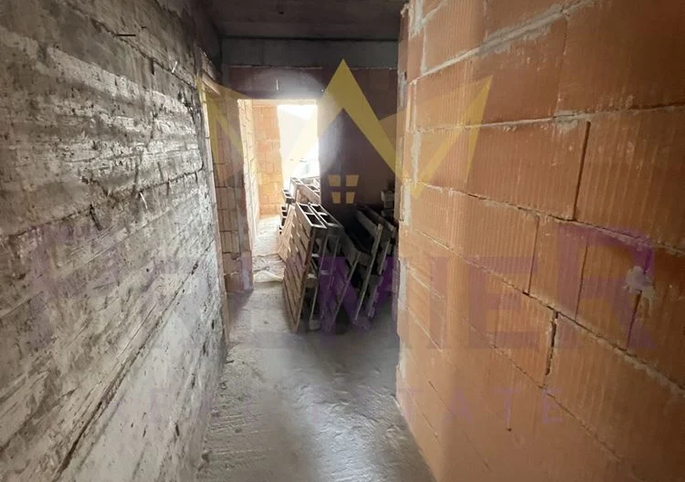 Тристаен апартамент – кв. Христо Ботев, Варна -  - снимка 10 - Имоти Премиер