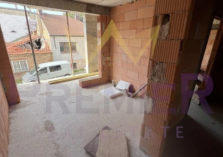 Тристаен апартамент – кв. Христо Ботев, Варна -  - снимка 4 - Имоти Премиер