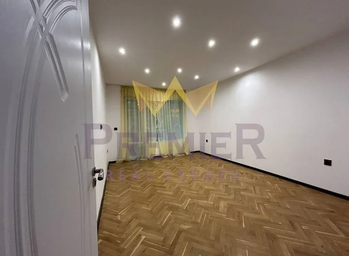 Тристаен апартамент – Левски, Варна -  - снимка 10 - Имоти Премиер