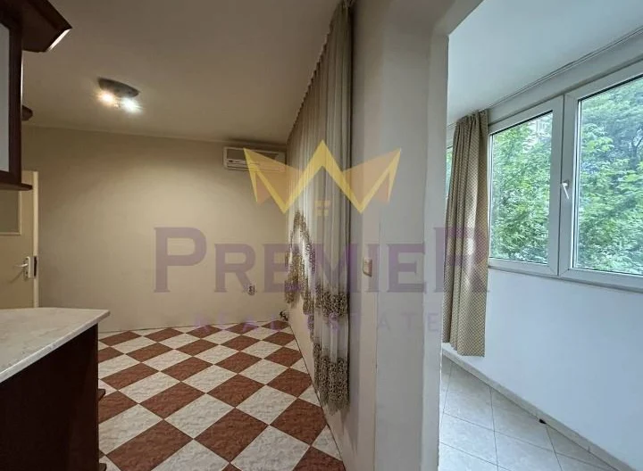 Тристаен апартамент – Левски, Варна -  - снимка 3 - Имоти Премиер