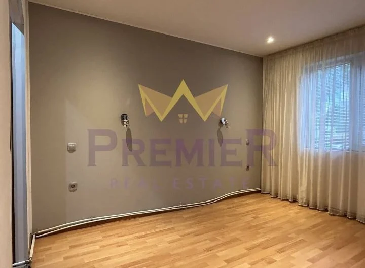 Тристаен апартамент – Левски, Варна -  - снимка 7 - Имоти Премиер