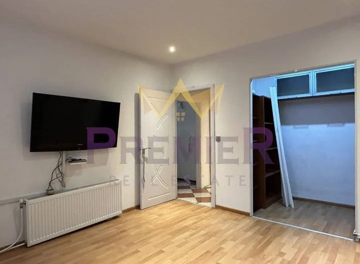 Тристаен апартамент – Левски, Варна -  - снимка 8 - Имоти Премиер