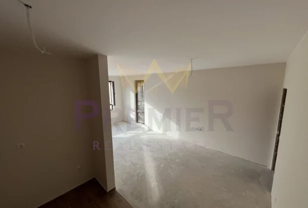 Агенция за недвижими имоти - Имоти Премиер - имот - 1092110, Цена: 155400 EUR