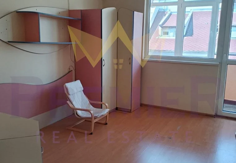 Тристаен апартамент – Спортна зала, Варна - - снимка 3 - Имоти Премиер