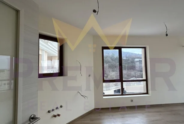 Агенция за недвижими имоти - Имоти Премиер - имот - 1189005, Цена: 165000 EUR