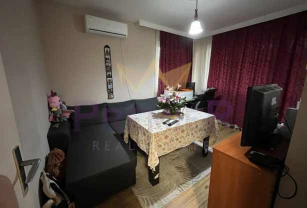 Агенция за недвижими имоти - Имоти Премиер - имот - 1247996, Цена: 400 EUR