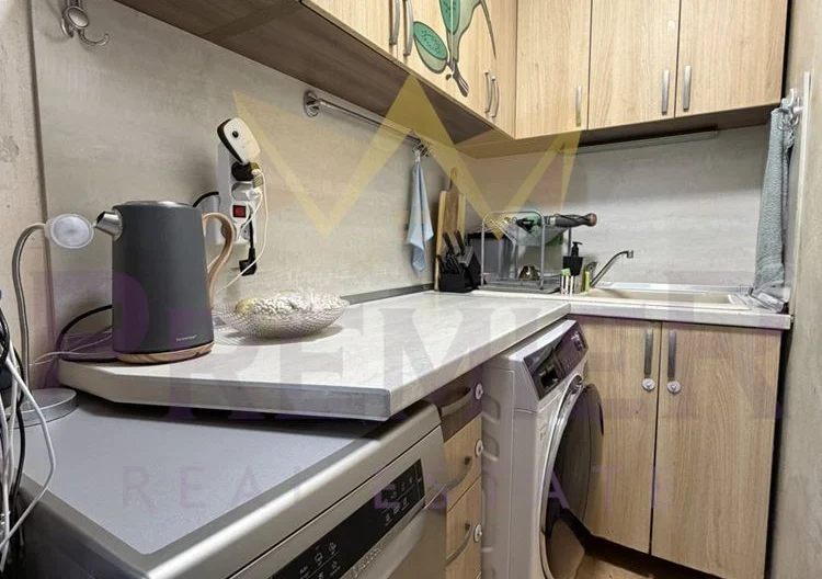 ТРИСТАЕН АПАРТАМЕНТ, АВТОГАРА - - снимка 1 - Имоти Премиер