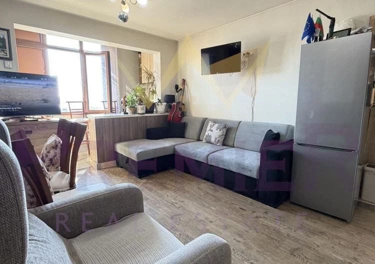 ТРИСТАЕН АПАРТАМЕНТ, АВТОГАРА - - снимка 2 - Имоти Премиер