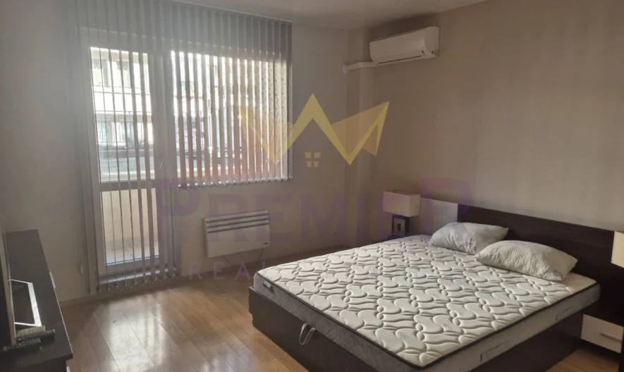 ТРИСТАЕН АПАРТАМЕНТ БАЗАР ЛЕВСКИ - - снимка 3 - Имоти Премиер