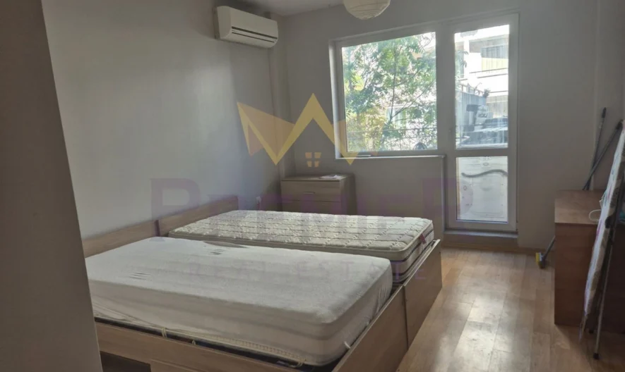 ТРИСТАЕН АПАРТАМЕНТ БАЗАР ЛЕВСКИ - - снимка 4 - Имоти Премиер