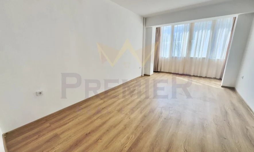 Тристаен апартамент, Борово - - снимка 1 - Имоти Премиер