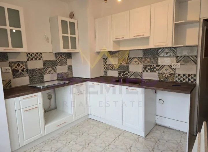 ТРИСТАЕН АПАРТАМЕНТ, ЧАЙКА -  - снимка 1 - Имоти Премиер