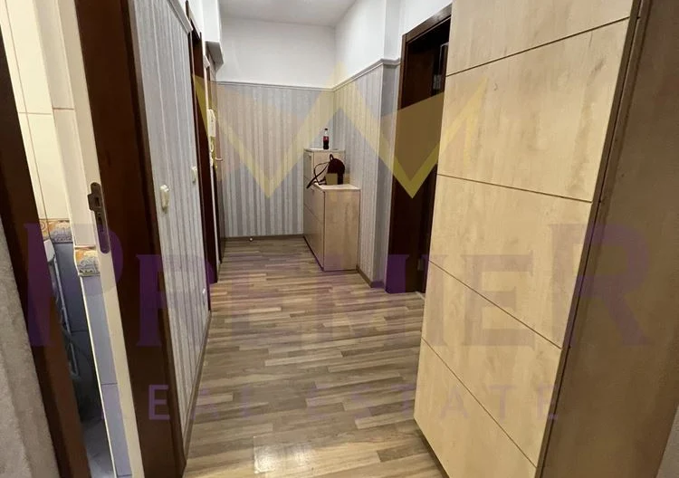 ТРИСТАЕН АПАРТАМЕНТ ЧЕРВЕН ПЛОЩАД -  - снимка 4 - Имоти Премиер