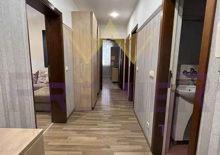 ТРИСТАЕН АПАРТАМЕНТ ЧЕРВЕН ПЛОЩАД -  - снимка 5 - Имоти Премиер