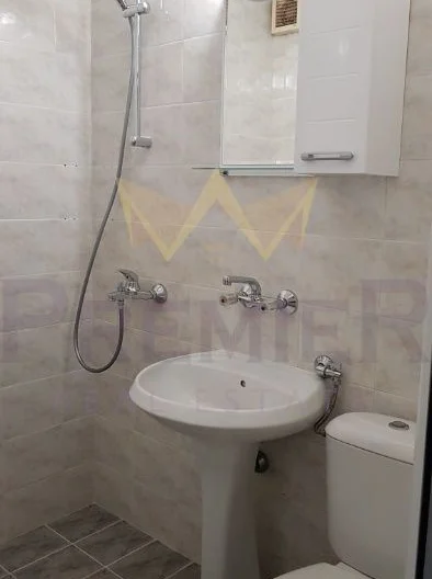 ТРИСТАЕН АПАРТАМЕНТ ЧЕРВЕН ПЛОЩАД -  - снимка 7 - Имоти Премиер