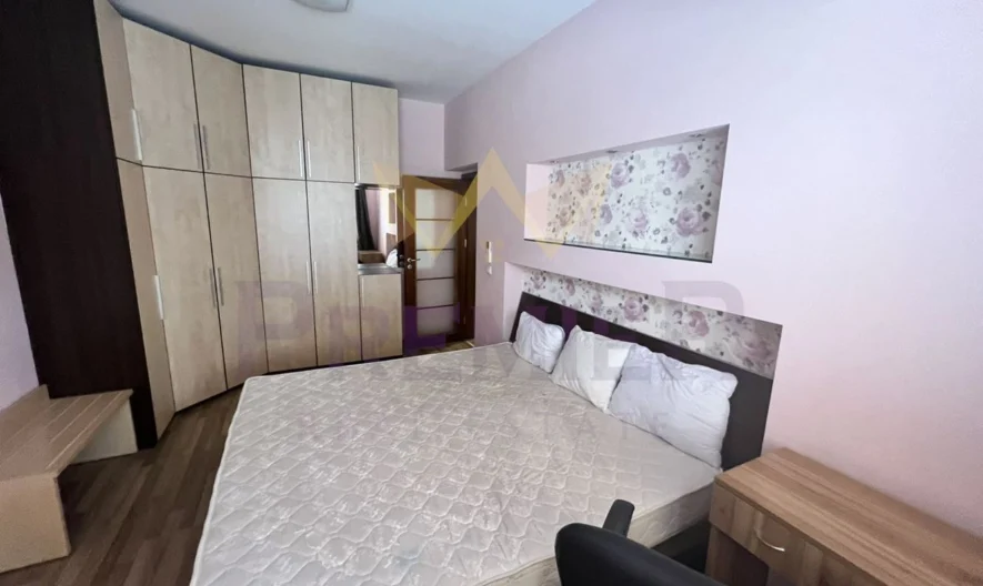 ТРИСТАЕН АПАРТАМЕНТ ЧЕРВЕН ПЛОЩАД -  - снимка 9 - Имоти Премиер