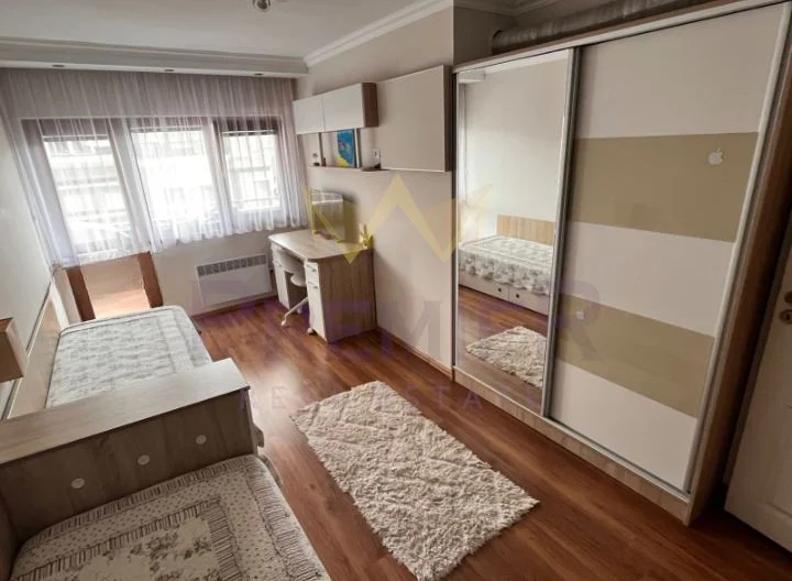 Тристаен апартамент до Борисовата градина -  - снимка 7 - Имоти Премиер