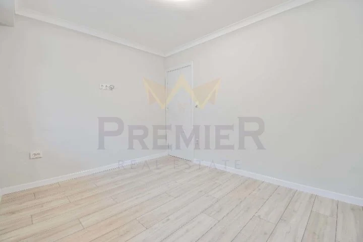 Тристаен Апартамент до Мол Галерия - - снимка 5 - Имоти Премиер