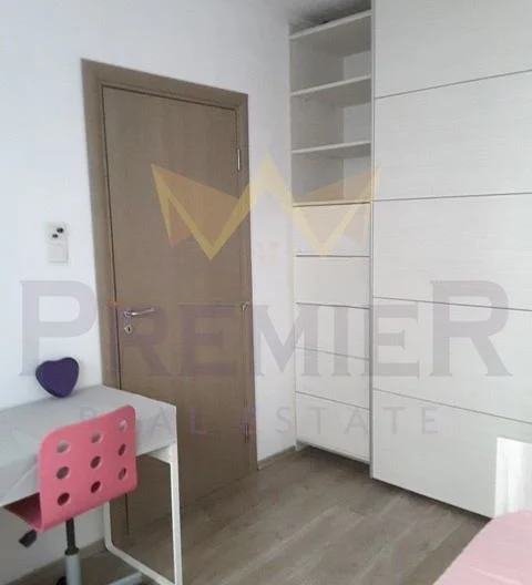 Тристаен апартамент до НДК - - снимка 2 - Имоти Премиер