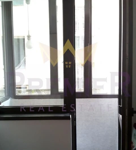 Тристаен апартамент до НДК - - снимка 3 - Имоти Премиер