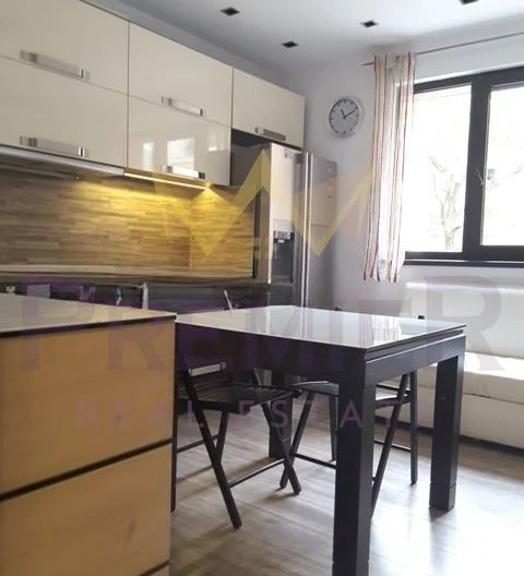 Тристаен апартамент до НДК -  - снимка 6 - Имоти Премиер