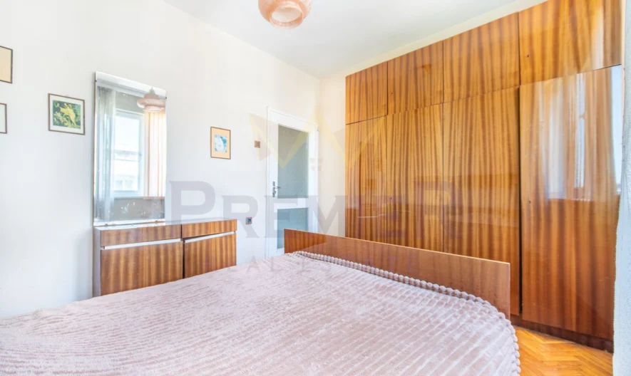 Тристаен апартамент до Руското училище - - снимка 10 - Имоти Премиер