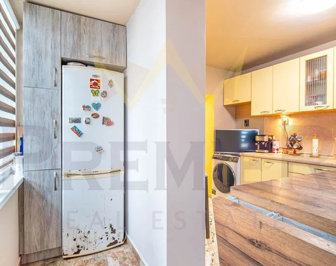 Тристаен апартамент Галата -  - снимка 10 - Имоти Премиер