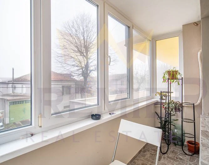 Тристаен апартамент Галата -  - снимка 11 - Имоти Премиер