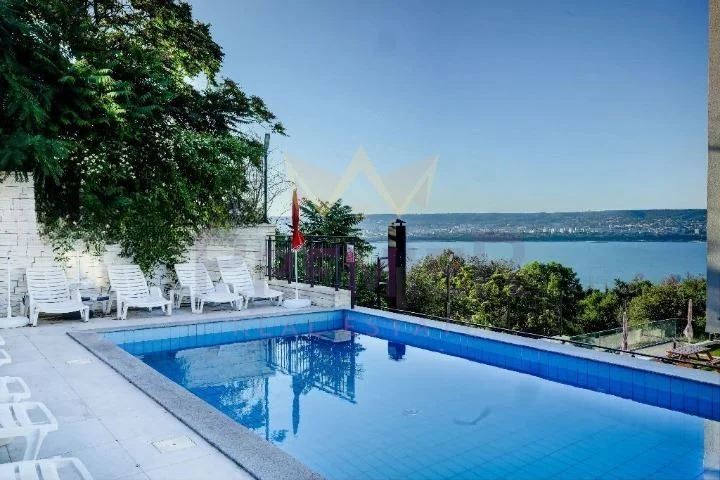 ТРИСТАЕН АПАРТАМЕНТ, ГАЛАТА -  - снимка 12 - Имоти Премиер