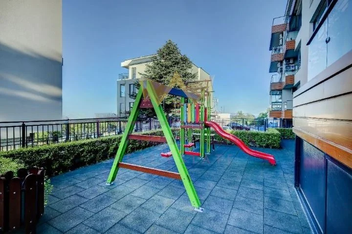 ТРИСТАЕН АПАРТАМЕНТ, ГАЛАТА - - снимка 14 - Имоти Премиер