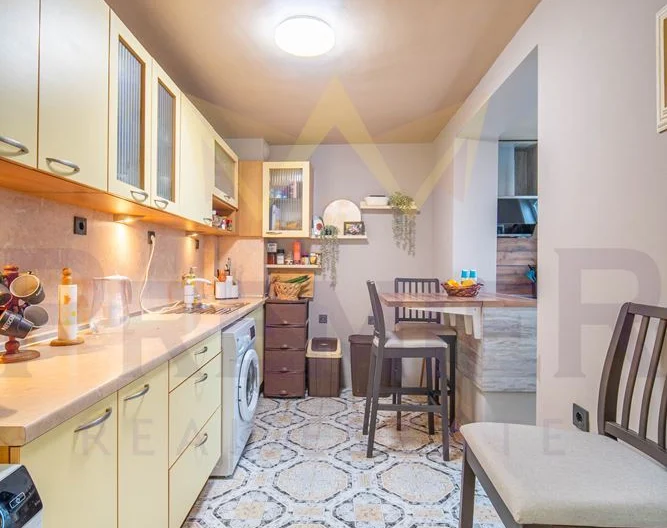 Тристаен апартамент Галата -  - снимка 15 - Имоти Премиер