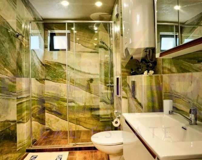 ТРИСТАЕН АПАРТАМЕНТ, ГАЛАТА -  - снимка 8 - Имоти Премиер