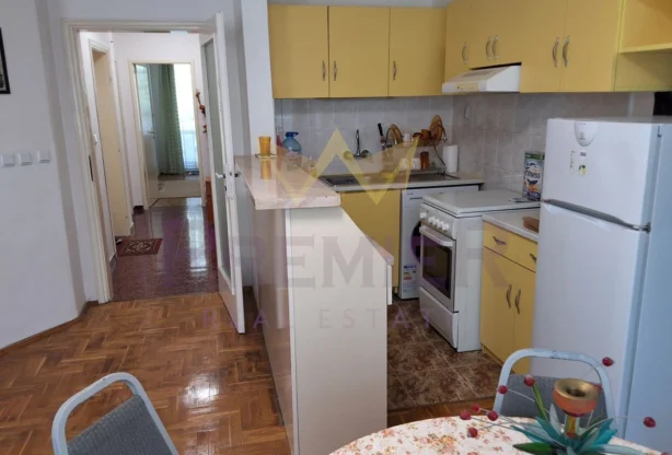 Агенция за недвижими имоти - Имоти Премиер - имот - 1235763, Цена: 550 EUR