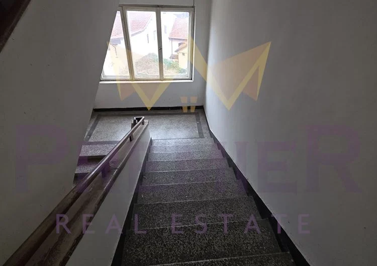 Тристаен апартамент, гр. Силистра -  - снимка 14 - Имоти Премиер