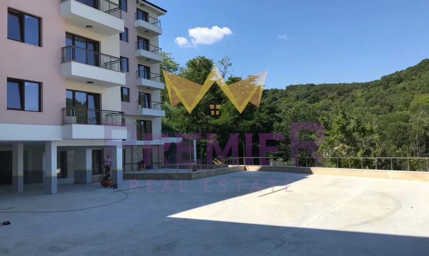 Тристаен Апартамент гр.Варна кв.Виница - - снимка 1 - Имоти Премиер