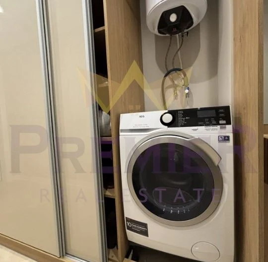 ТРИСТАЕН АПАРТАМЕНТ, ИДЕАЛЕН ЦЕНТЪР -  - снимка 12 - Имоти Премиер