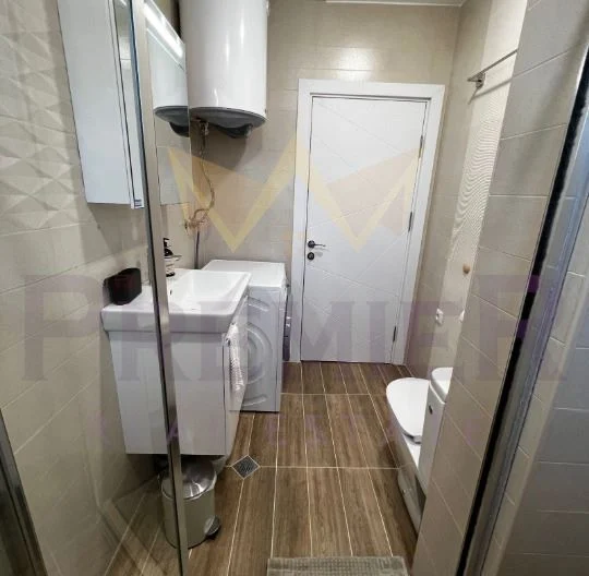 ТРИСТАЕН АПАРТАМЕНТ, ИДЕАЛЕН ЦЕНТЪР - - снимка 12 - Имоти Премиер