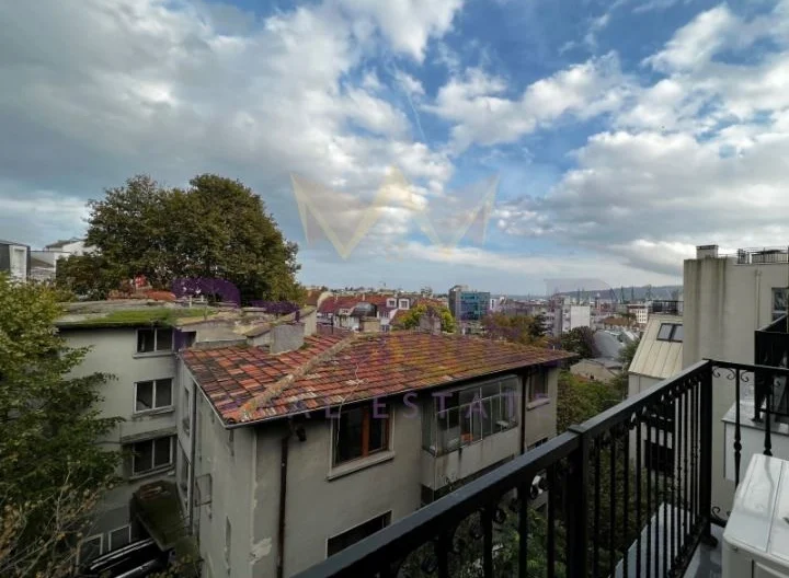 ТРИСТАЕН АПАРТАМЕНТ, ИДЕАЛЕН ЦЕНТЪР - - снимка 14 - Имоти Премиер