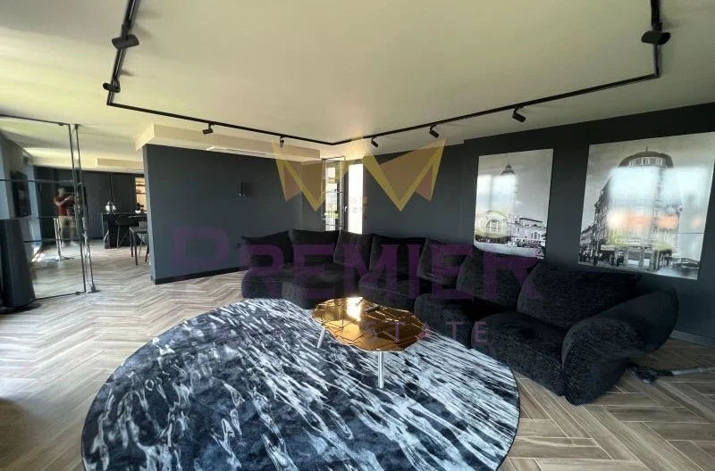 ТРИСТАЕН АПАРТАМЕНТ, ИДЕАЛЕН ЦЕНТЪР -  - снимка 3 - Имоти Премиер