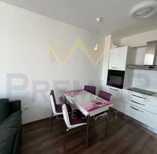 ТРИСТАЕН АПАРТАМЕНТ, ИДЕАЛЕН ЦЕНТЪР - - снимка 3 - Имоти Премиер