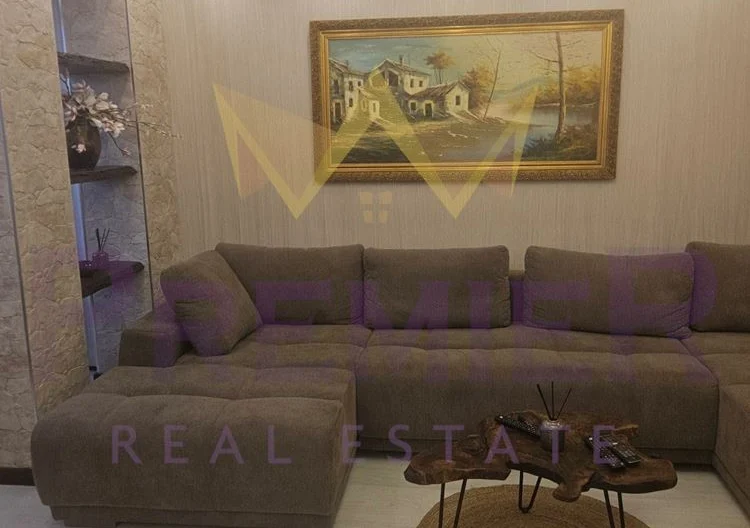 ТРИСТАЕН АПАРТАМЕНТ, ИДЕАЛЕН ЦЕНТЪР -  - снимка 3 - Имоти Премиер