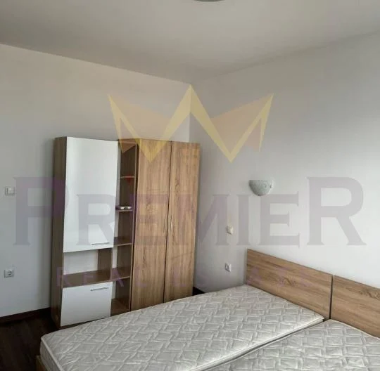 ТРИСТАЕН АПАРТАМЕНТ, ИДЕАЛЕН ЦЕНТЪР - - снимка 4 - Имоти Премиер