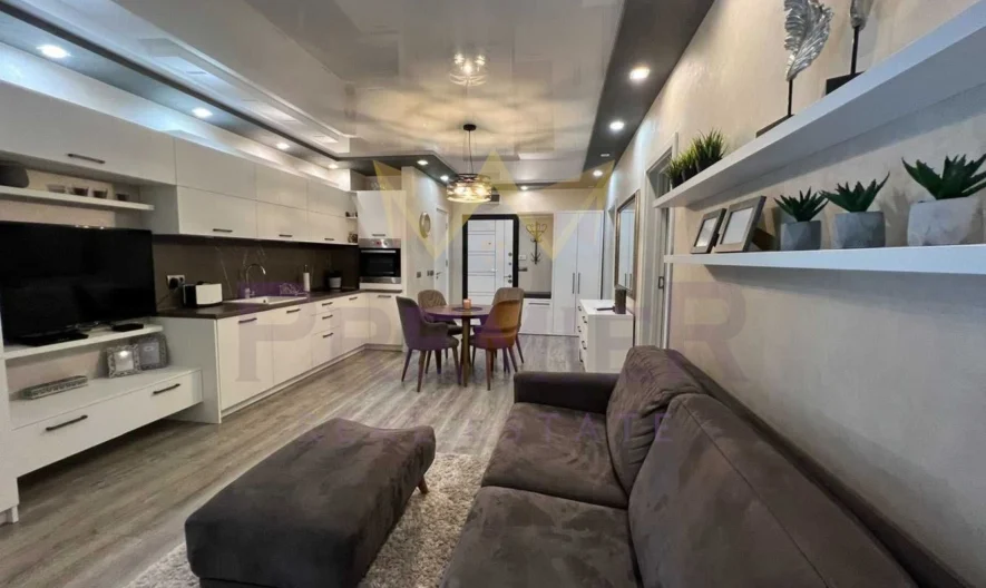 ТРИСТАЕН АПАРТАМЕНТ, ИДЕАЛЕН ЦЕНТЪР -  - снимка 4 - Имоти Премиер