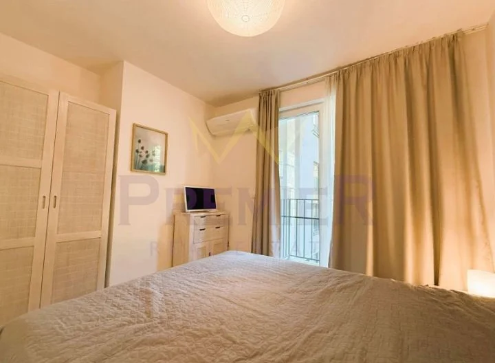 ТРИСТАЕН АПАРТАМЕНТ, ИДЕАЛЕН ЦЕНТЪР -  - снимка 5 - Имоти Премиер