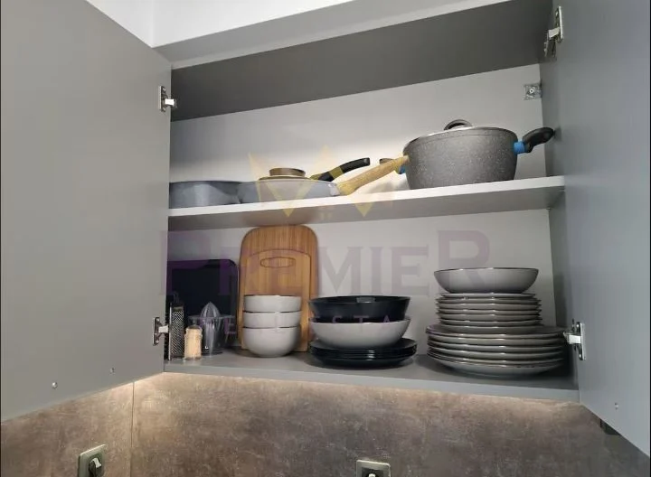 ТРИСТАЕН АПАРТАМЕНТ, ИДЕАЛЕН ЦЕНТЪР -  - снимка 5 - Имоти Премиер