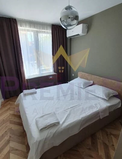 ТРИСТАЕН АПАРТАМЕНТ, ИДЕАЛЕН ЦЕНТЪР - - снимка 5 - Имоти Премиер