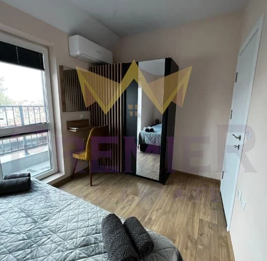 ТРИСТАЕН АПАРТАМЕНТ, ИДЕАЛЕН ЦЕНТЪР - - снимка 5 - Имоти Премиер