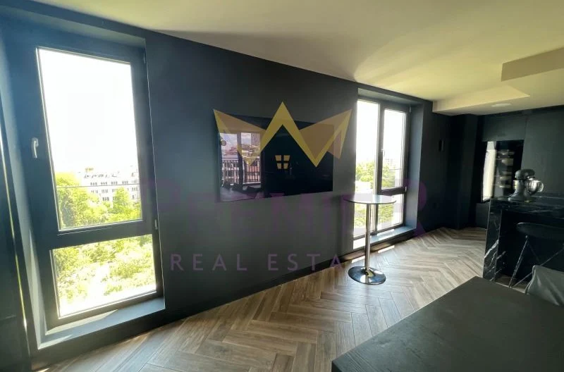 ТРИСТАЕН АПАРТАМЕНТ, ИДЕАЛЕН ЦЕНТЪР -  - снимка 6 - Имоти Премиер