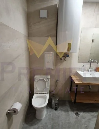 ТРИСТАЕН АПАРТАМЕНТ, ИДЕАЛЕН ЦЕНТЪР - - снимка 6 - Имоти Премиер